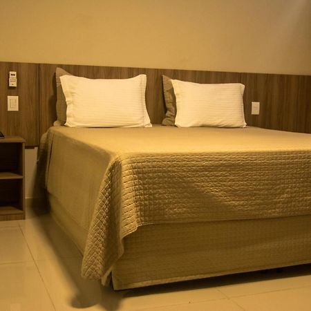 Hotel Vila Verde Penapolis ภายนอก รูปภาพ