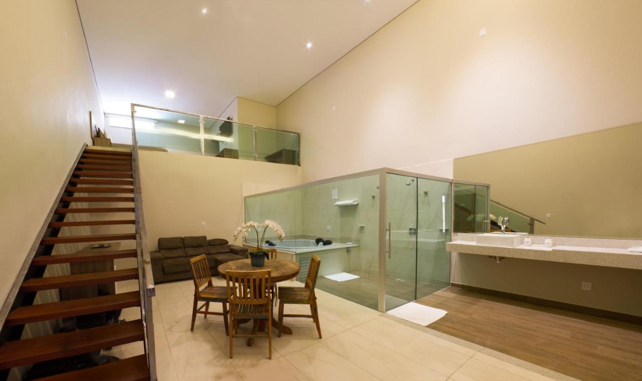 Hotel Vila Verde Penapolis ภายนอก รูปภาพ