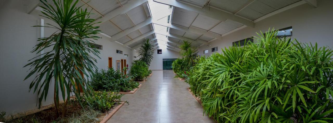 Hotel Vila Verde Penapolis ภายนอก รูปภาพ
