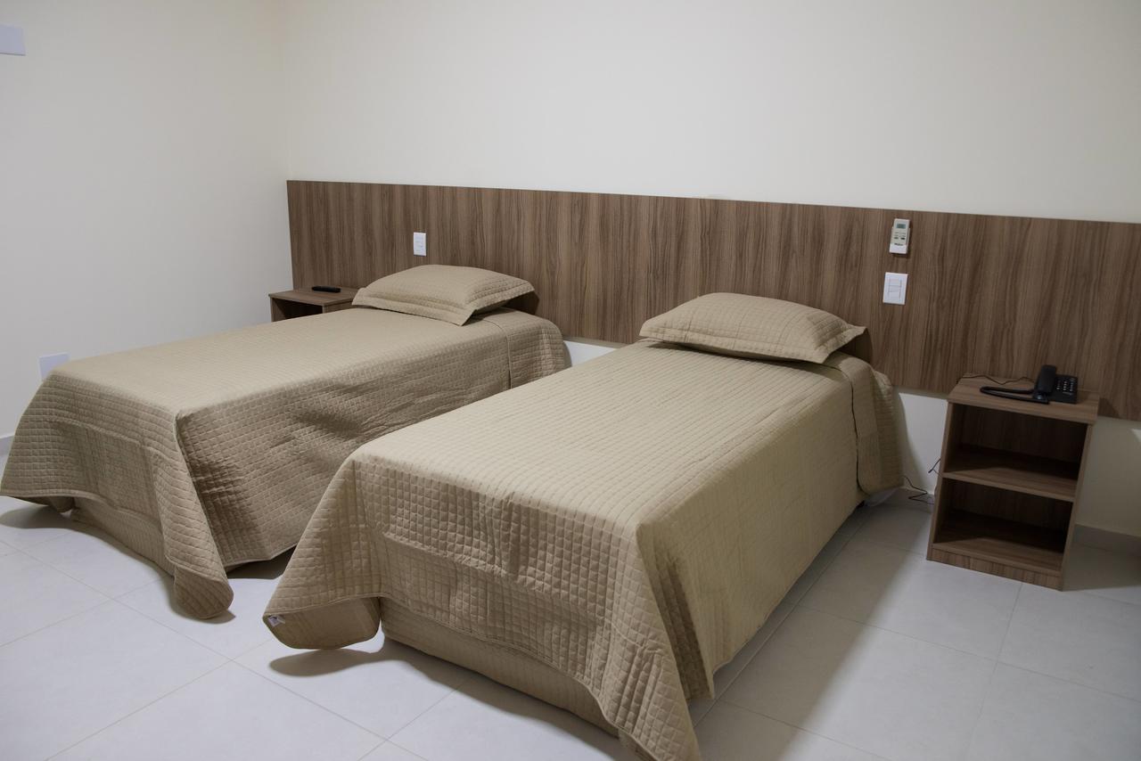 Hotel Vila Verde Penapolis ภายนอก รูปภาพ